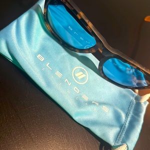 Brand New Blenders Sunglasses 😎